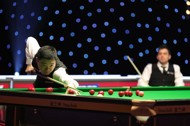 开云体育平台-丁俊晖连丢三赛点不敌奥沙利文 大师赛惨遭一轮游